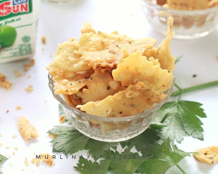 Resep Kue Bawang Santan Kara⁣ Dari murlinafitri