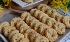 Resep Kukis Gurih Lumer (Savory Cookies) Dari elvynnofianti
