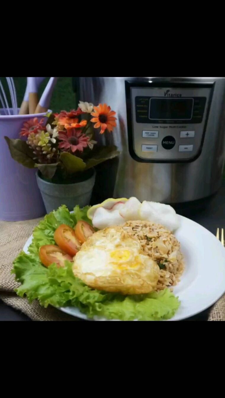Resep Nasi Goreng Smoked Chicken Dari gustiayuasti