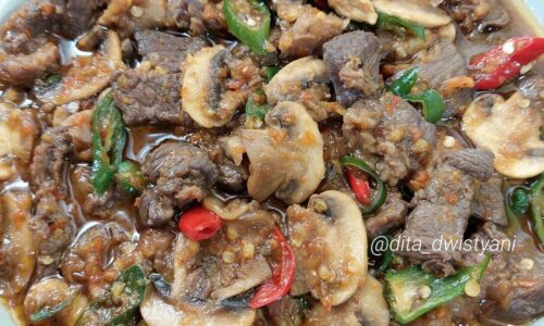 Oseng Jamur Daging Lada Hitam