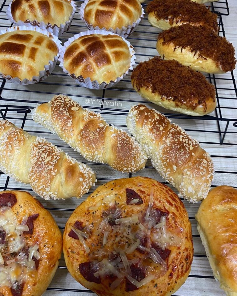 Resep Roti Manis Dan Asin Dari intanratih_