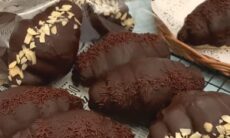 Resep Roti Topping Coklat Dari yoenitaa