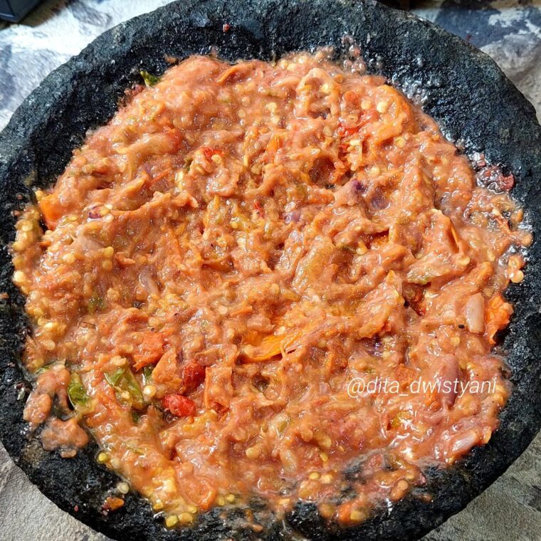 Resep Sambal Tomat Terasi Matang Dari dita_dwistyani