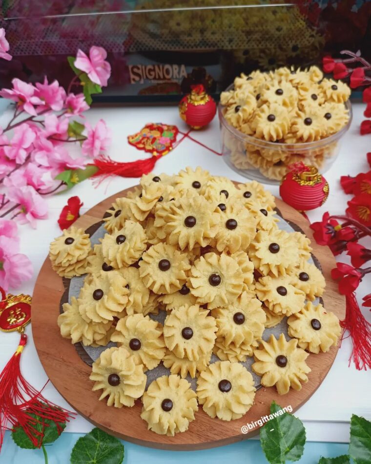 Resep Semprit Almond Dari birgittawang_