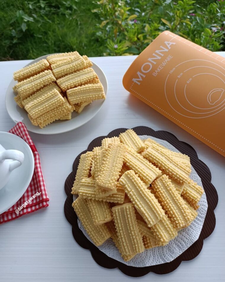 Resep Semprit Jadul Dari birgittawang_