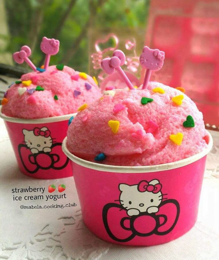 Resep Strawberry Ice Cream Yogurt Dari mabela_cooking_club