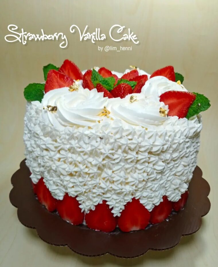 Resep Strawberry Vanilla Cake Dari lim_henni