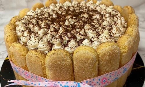 Tiramisu Cake