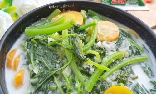 Bobor Bayam - Masakan dari Bayam dan Santan