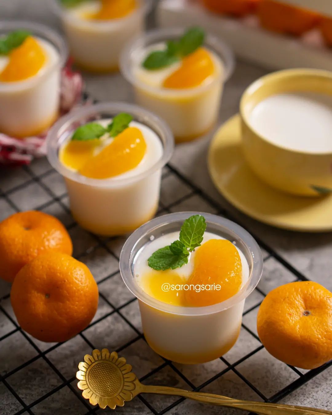 Resep Orange Pudding dari @sarongsarie