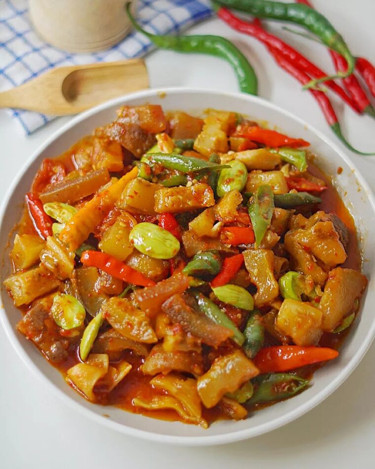 Resep Oseng Kikil Pedas Dari norita_foods