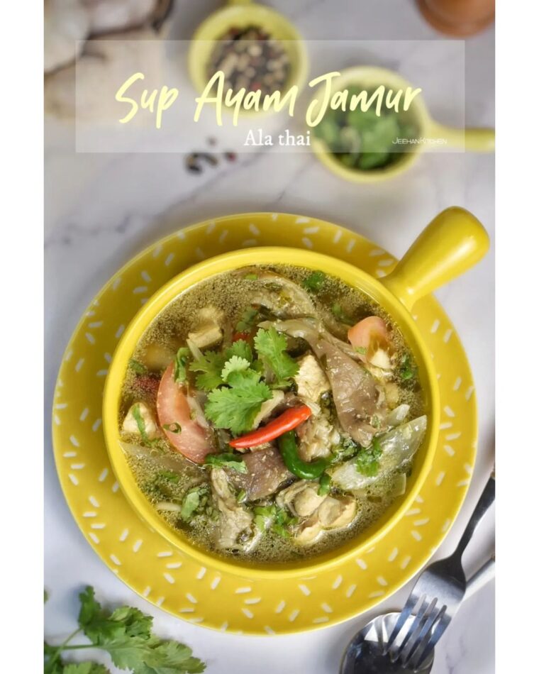 Resep Soup Ayam Jamur Ala Thai Dari jeehan_kitchen