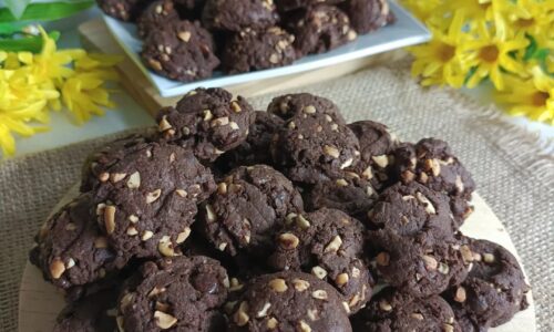 Crunchy Mini Choconut Cookies (Famous Amos Style)