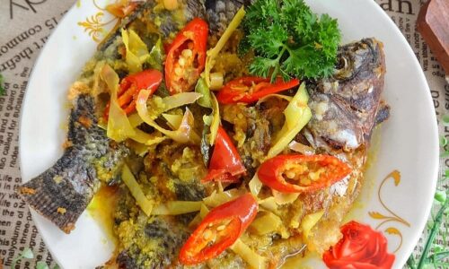 Ikan Mujair Bumbu Kecombrang
