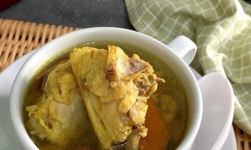 Sop Ayam Kunyit