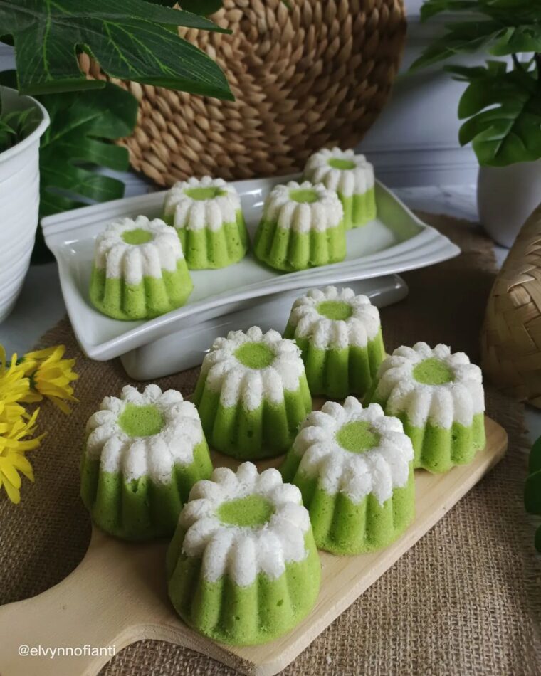 Resep Kue Putu Ayu Dari elvynnofianti