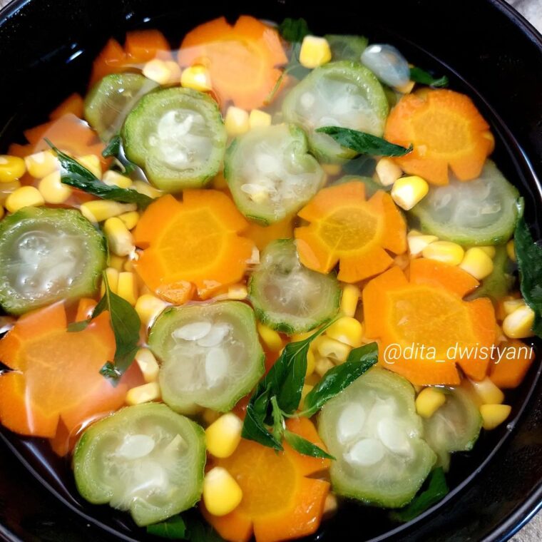Resep Sayur Bening Oyong Dari dita_dwistyani