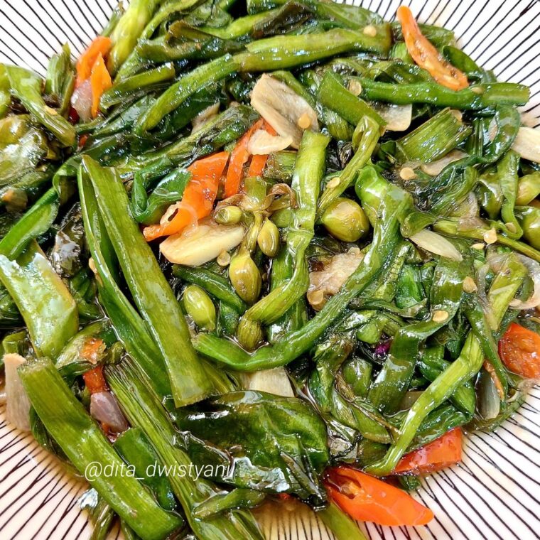 Resep Tumis Genjer Terasi Dari dita_dwistyani
