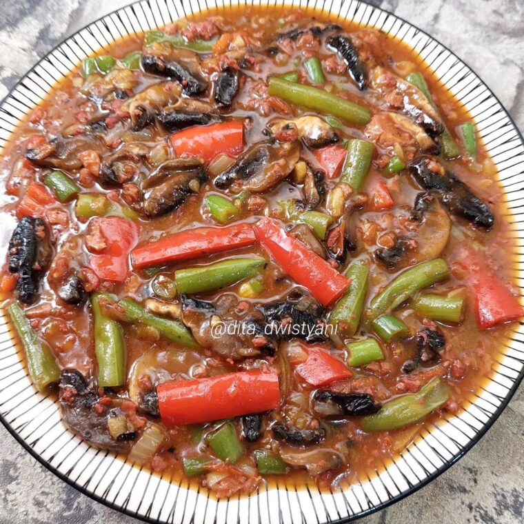 Resep Tumis Kornet Saos Jamur Dari dita_dwistyani