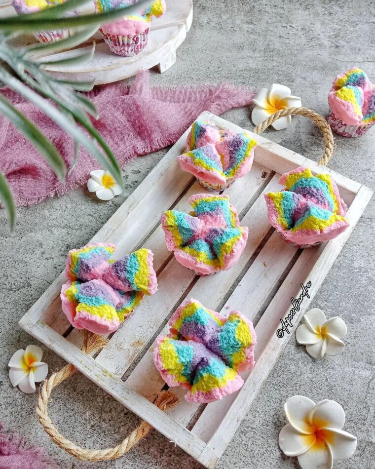 Resep Bolu Kukus Unicorn (Tanpa Soda) Dari dapoerliandra