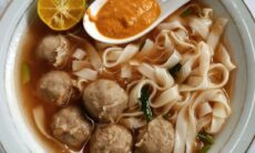 Resep Kwetiaw Kuah Dari birgittawang_