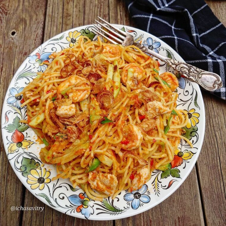 Resep Mi Goreng Gomak Ala Ichasavitry Dari ichasavitry