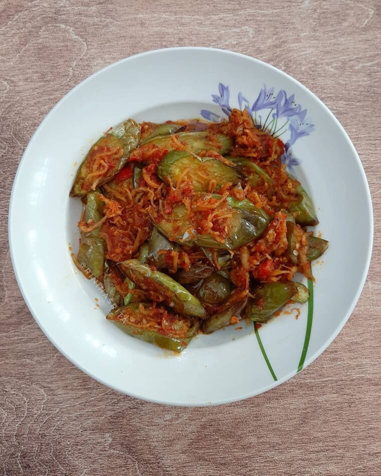Resep Sambal Teri Terong Dari rinihasrita