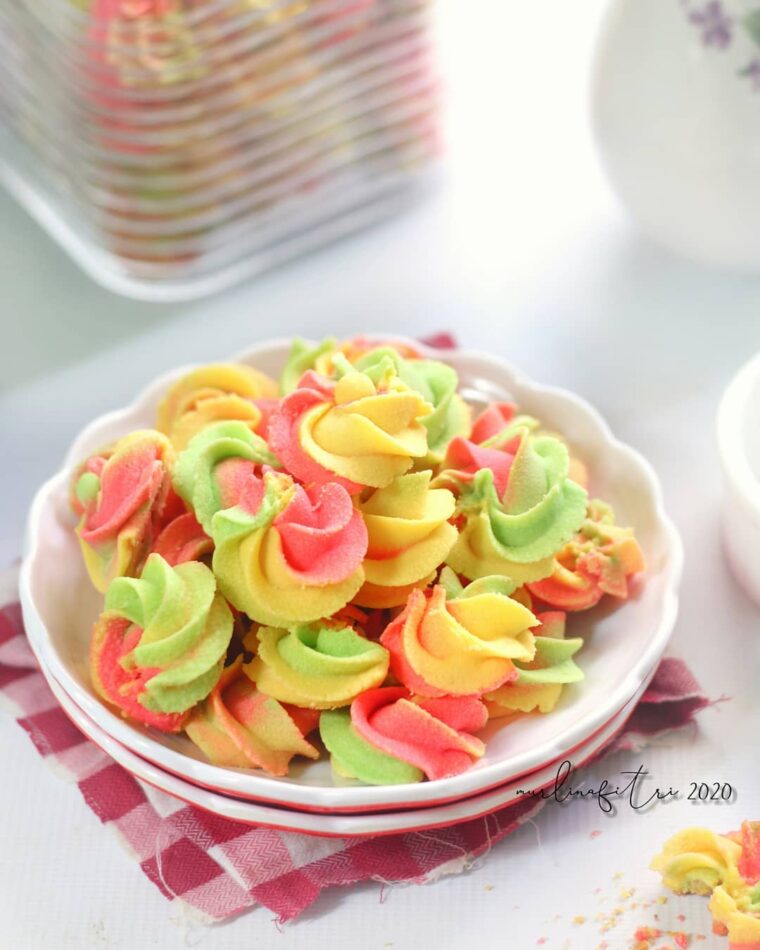 Resep Semprit Susu Ceria Dari murlinafitri