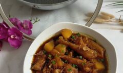 Resep Semur Ayam Kentang Dari fransiskaailen
