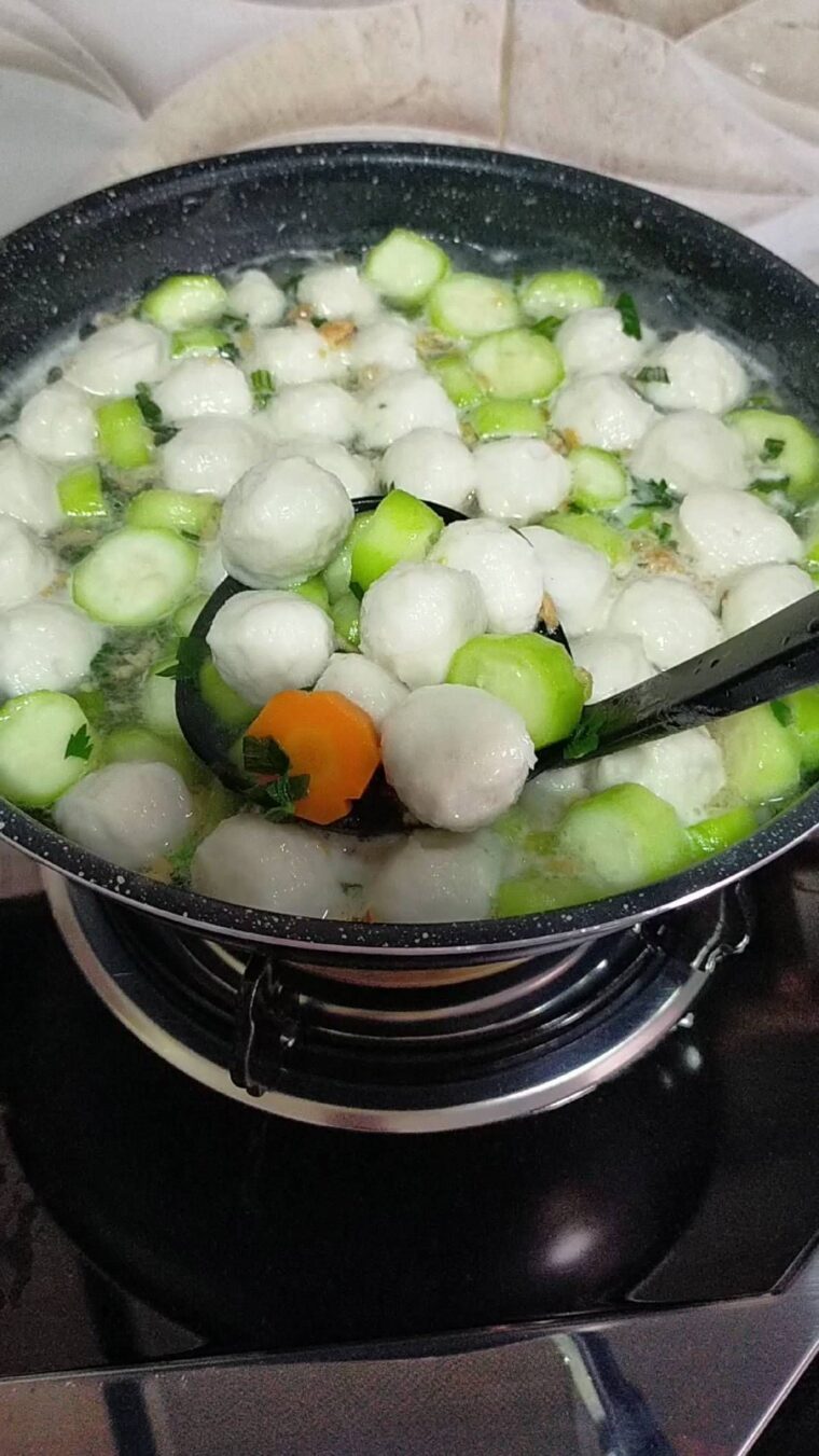 Resep Soup Oyong Bakso Ikan Dari fransiskaailen