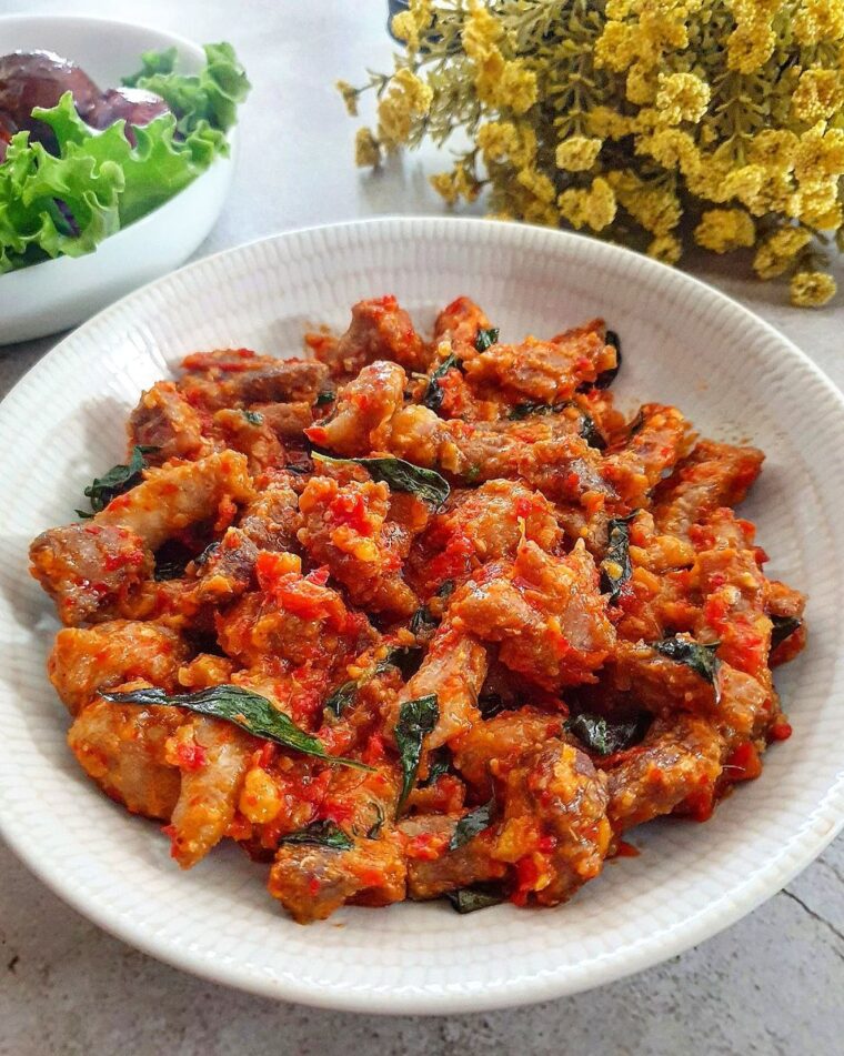 Resep Spicy Meat With Thai Basil Dari yscooking
