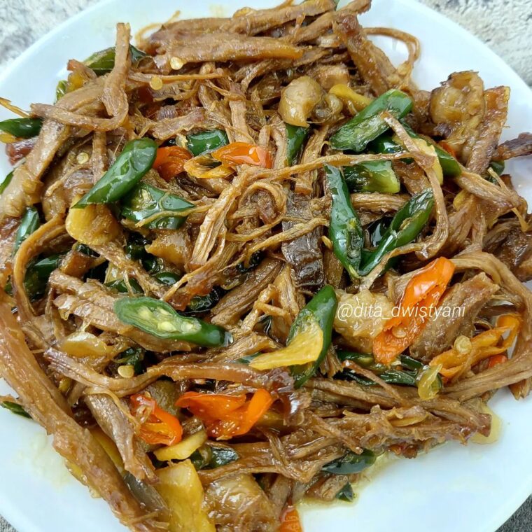 Resep Tumis Empal Cabai Hijau Dari dita_dwistyani