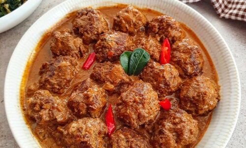 Bola Daging Bumbu Rendang