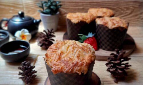 Cheesy Yoghurt Muffin