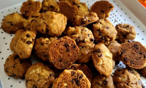 Crunchy Choco Chips Cookies