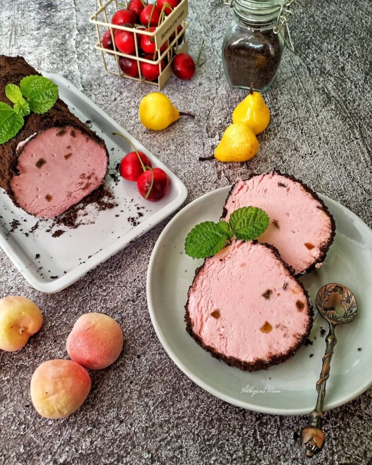 Resep Ice Cream Roll Strawberry Tutti Fruity Dari albiyansmom