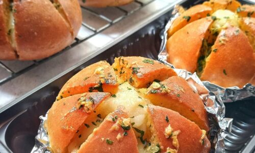 Korean Garlic Creamcheese Bread