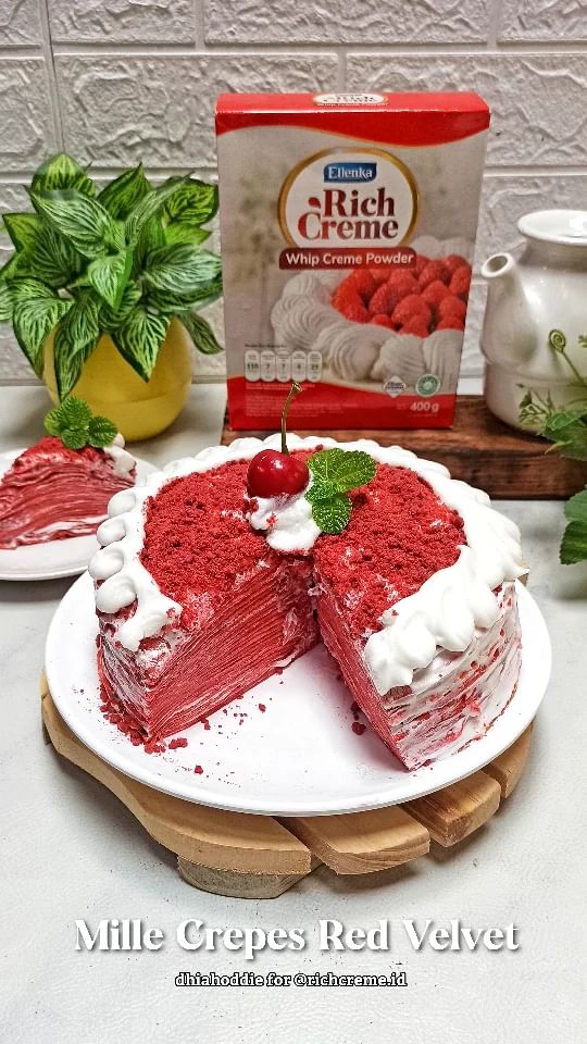 Resep Mille Crepe Red Velvet Dari dhiahoddie