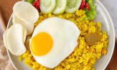 Resep Nasi Goreng Kunyit Dari qiutin.kitchen