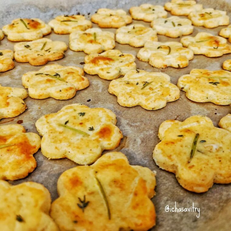 Resep Parmesan Rosemary Cookies Dari ichasavitry