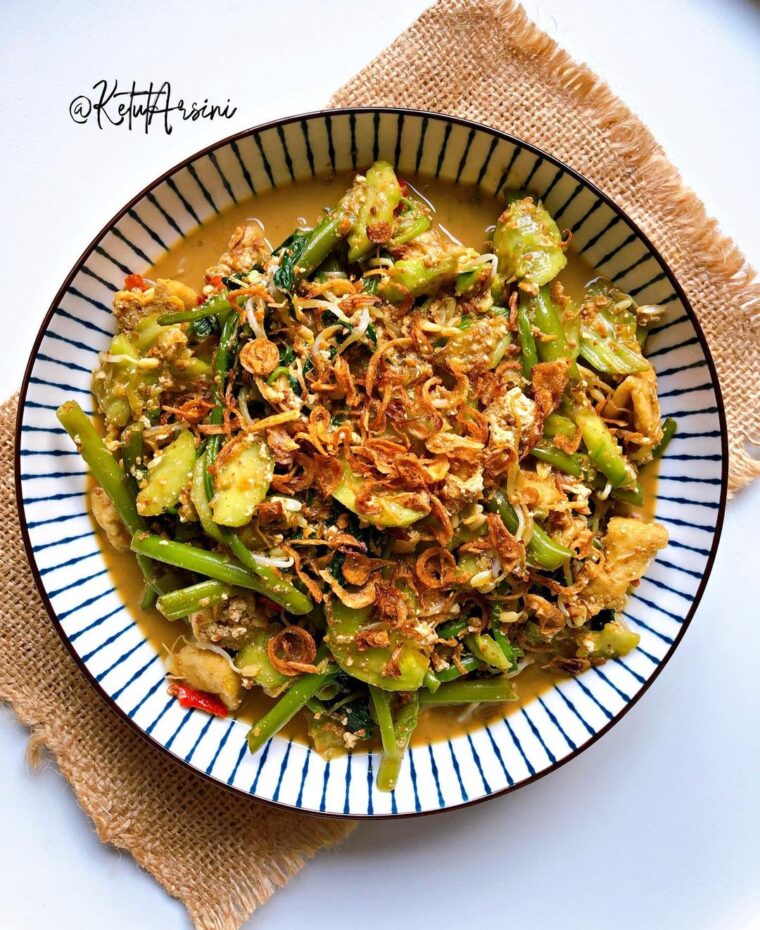 Resep Pecel Sayuran Dari ketutarsini