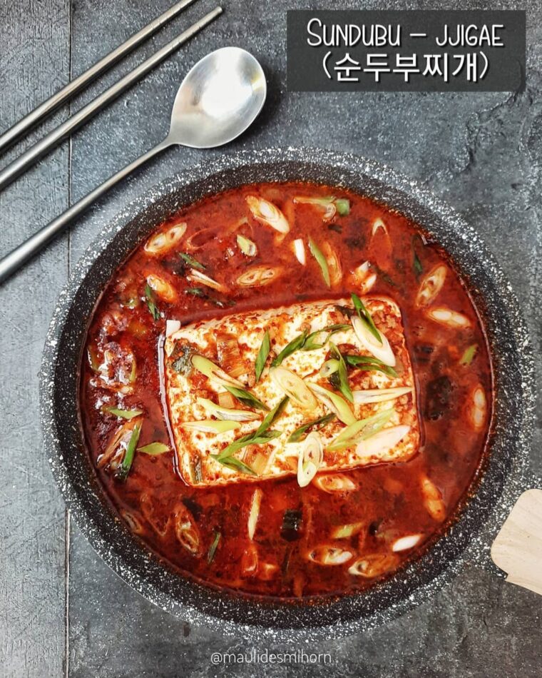 Resep Sundubu Jjigae (Sup Tahu Halus) Dari maulidesmihorn