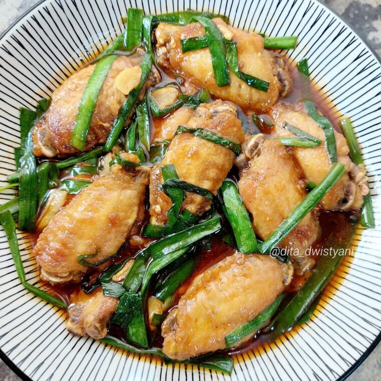 Resep Ayam Saos Kucai Dari dita_dwistyani