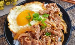 Resep Beef Donburi Dari yscooking