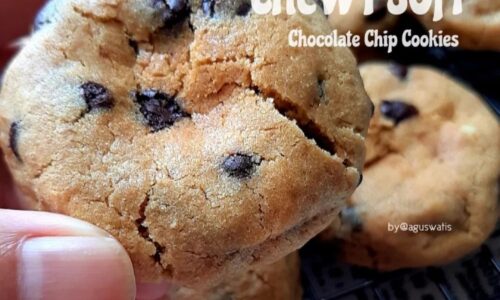 Chewy Soft Chocolate Chip Cookies