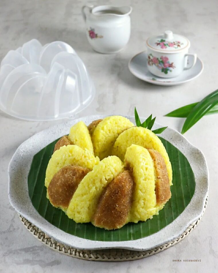 Resep Ketan Kuning Dari dhora_kusumadewi