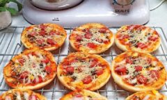 Resep Pizza Mini Dari dhiahoddie