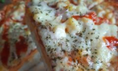 Resep Pizza Smoked Beef Mozarella Dari aguswatis