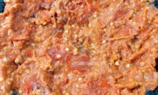 Resep Sambal Tomat Mentah Trasi Dari dita_dwistyani