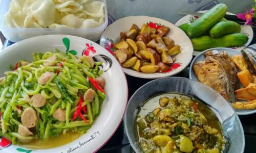Tumis Labu Siam Bakso Sambel Ijo